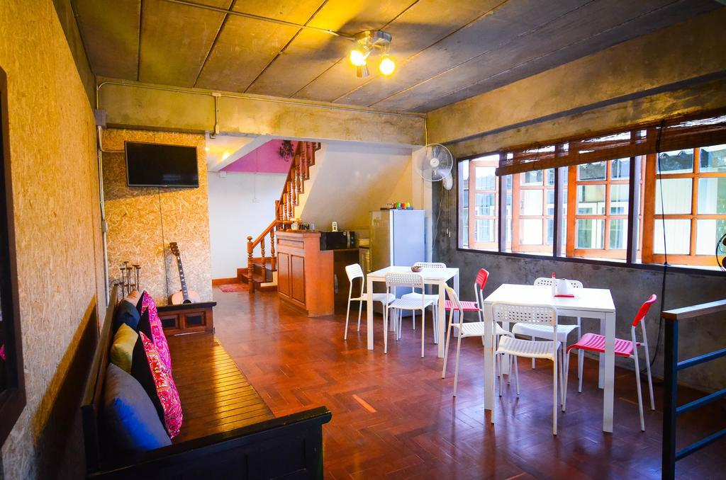 Norn-Nanta House Bed and Breakfast Chiang Mai Rum bild